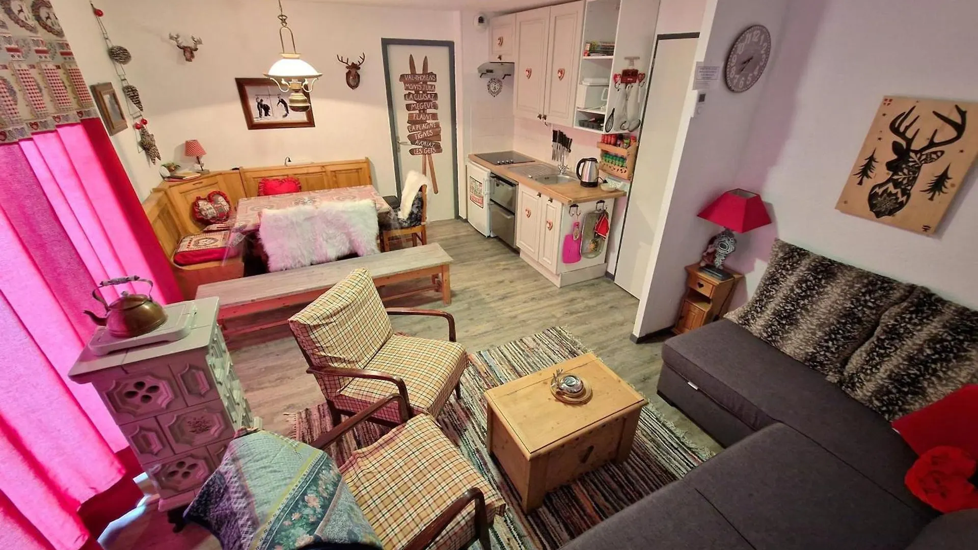 Magnifique 2 Pieces + Cabine 6 Pers Renove Au Coeur De Valfrejus - Fr-1-265-341 Modane France